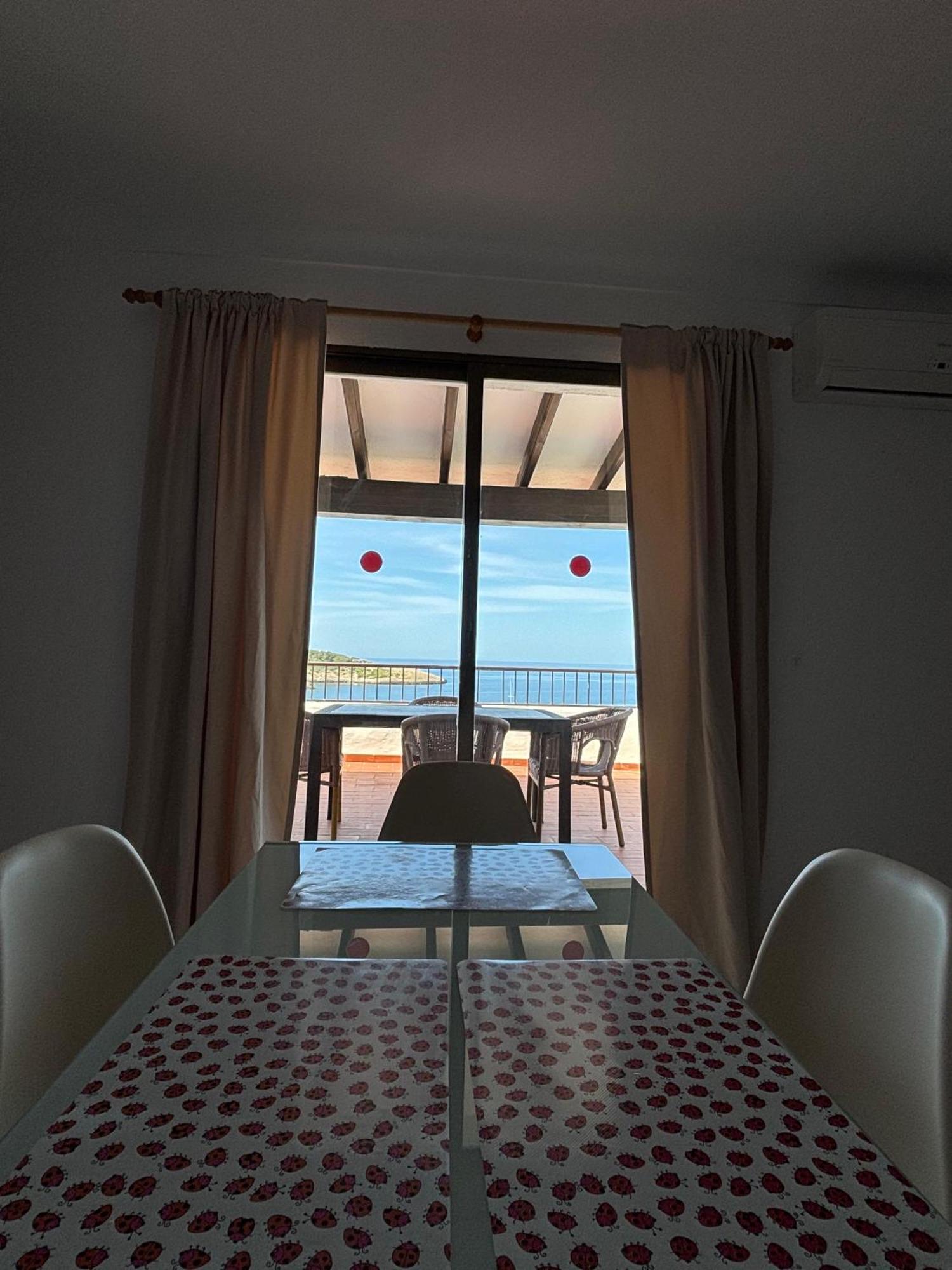 Es Grop Apartamentos Портинакс Екстериор снимка