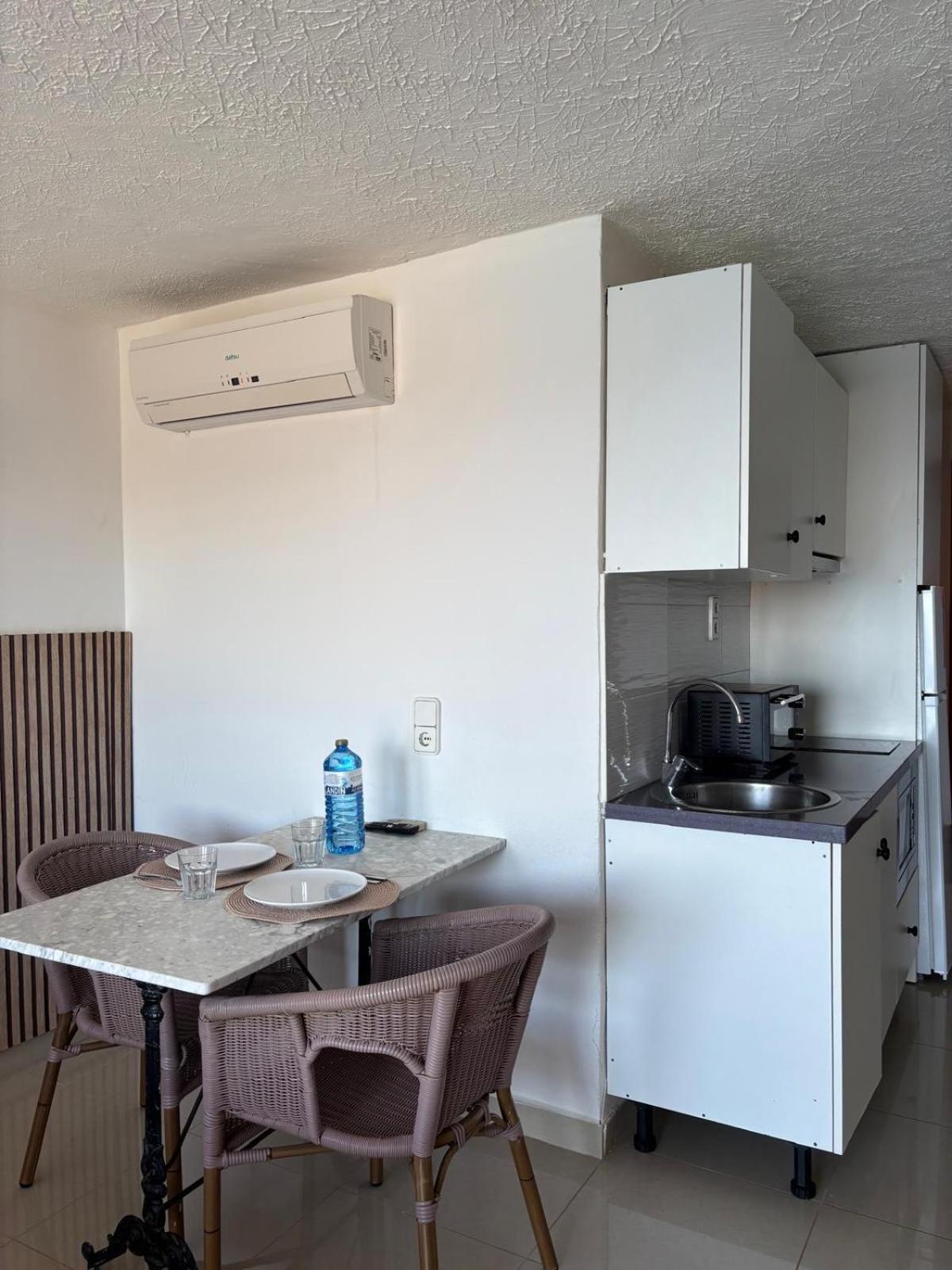 Es Grop Apartamentos Портинакс Екстериор снимка